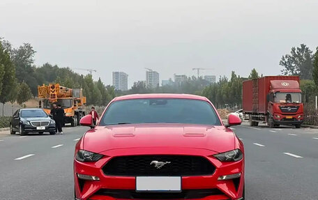 Ford Mustang VI рестайлинг, 2021 год, 3 400 006 рублей, 2 фотография