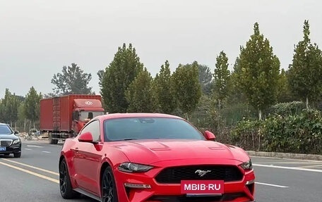 Ford Mustang VI рестайлинг, 2021 год, 3 400 006 рублей, 3 фотография