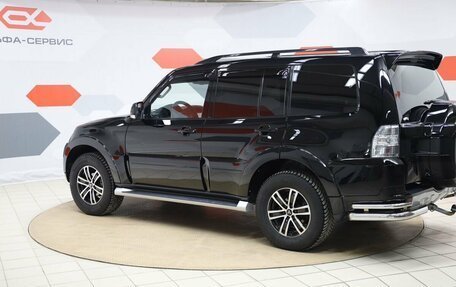 Mitsubishi Pajero IV, 2015 год, 2 400 000 рублей, 7 фотография