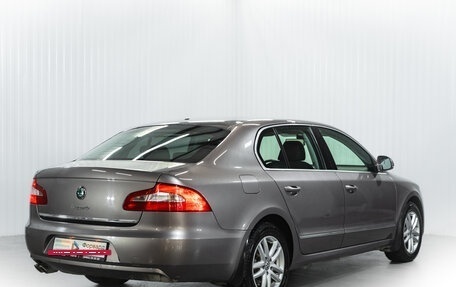 Skoda Superb III рестайлинг, 2012 год, 1 270 000 рублей, 7 фотография