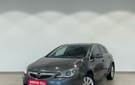 Opel Astra J, 2011 год, 569 000 рублей, 1 фотография