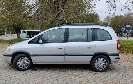 Opel Zafira A рестайлинг, 2003 год, 749 999 рублей, 10 фотография