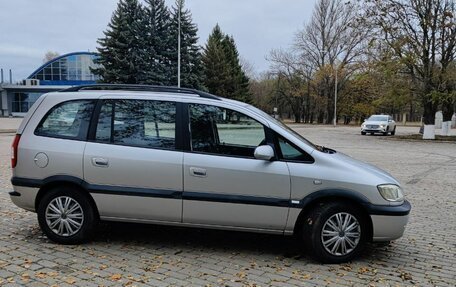 Opel Zafira A рестайлинг, 2003 год, 749 999 рублей, 17 фотография