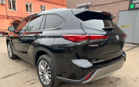 Toyota Highlander, 2024 год, 6 600 000 рублей, 5 фотография