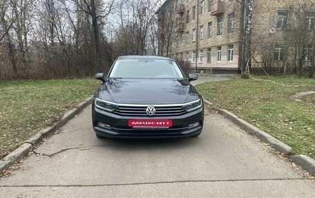 Volkswagen Passat B8 рестайлинг, 2018 год, 2 550 000 рублей, 2 фотография