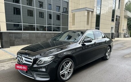 Mercedes-Benz E-Класс, 2020 год, 4 200 000 рублей, 6 фотография