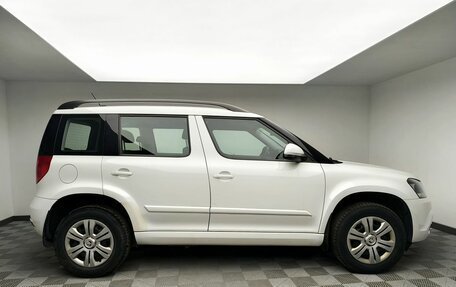 Skoda Yeti I рестайлинг, 2017 год, 1 449 000 рублей, 3 фотография