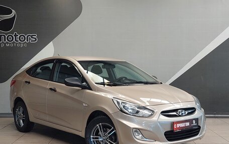 Hyundai Solaris II рестайлинг, 2014 год, 950 000 рублей, 9 фотография