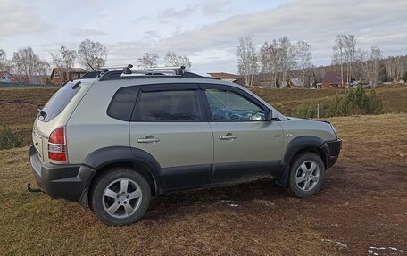 Hyundai Tucson III, 2006 год, 820 000 рублей, 2 фотография