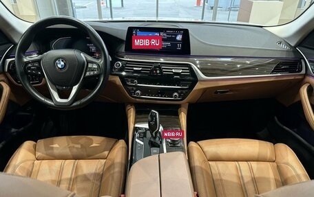 BMW 5 серия, 2019 год, 5 447 000 рублей, 9 фотография