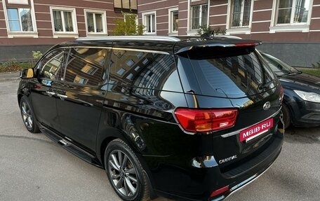 KIA Carnival III, 2018 год, 3 250 000 рублей, 5 фотография