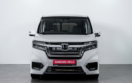 Honda Stepwgn IV, 2018 год, 2 834 000 рублей, 3 фотография