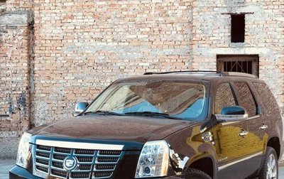 Cadillac Escalade III, 2011 год, 3 140 000 рублей, 1 фотография