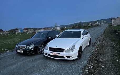 Mercedes-Benz CLS, 2005 год, 1 350 000 рублей, 3 фотография