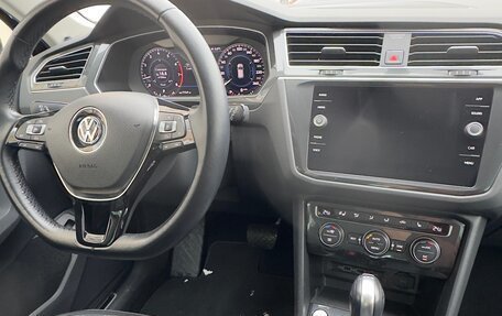 Volkswagen Tiguan II, 2018 год, 3 150 000 рублей, 5 фотография