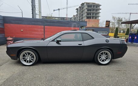 Dodge Challenger III рестайлинг 2, 2016 год, 3 990 000 рублей, 4 фотография