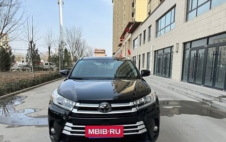 Toyota Highlander III, 2020 год, 2 598 000 рублей, 5 фотография