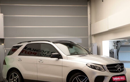 Mercedes-Benz GLE, 2016 год, 4 875 000 рублей, 3 фотография