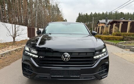 Volkswagen Touareg III, 2021 год, 7 900 000 рублей, 1 фотография