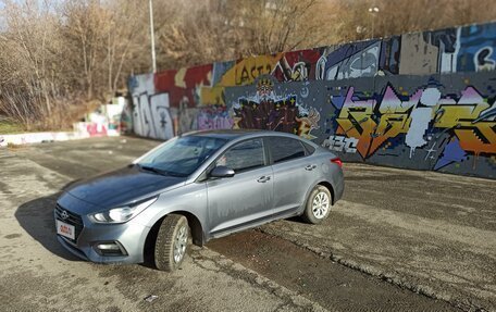 Hyundai Solaris II рестайлинг, 2018 год, 1 099 000 рублей, 3 фотография