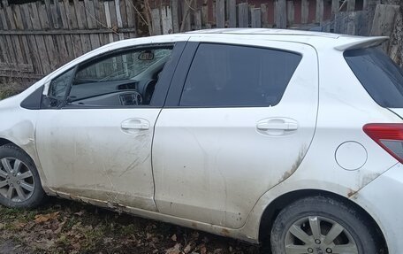 Toyota Vitz, 2011 год, 350 000 рублей, 6 фотография