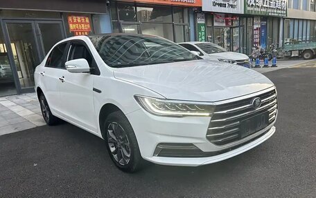 BYD Qin, 2021 год, 1 320 000 рублей, 3 фотография