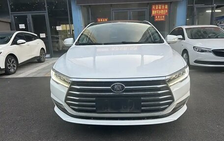 BYD Qin, 2021 год, 1 320 000 рублей, 2 фотография