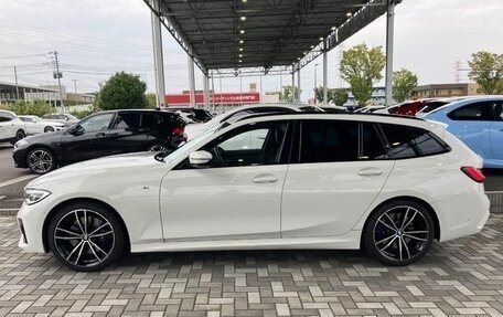 BMW 3 серия, 2021 год, 2 970 000 рублей, 4 фотография