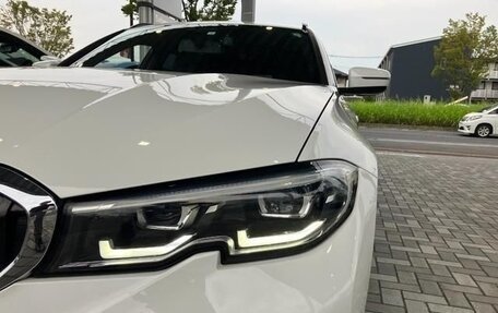 BMW 3 серия, 2021 год, 2 970 000 рублей, 13 фотография