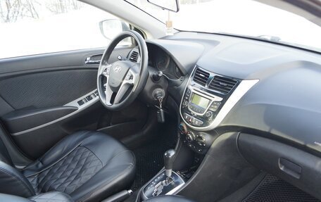 Hyundai Solaris II рестайлинг, 2012 год, 785 000 рублей, 9 фотография