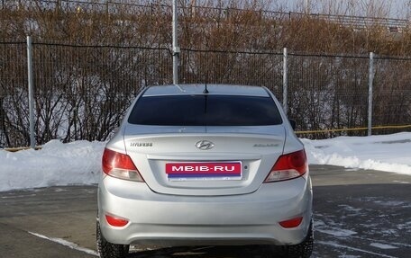 Hyundai Solaris II рестайлинг, 2012 год, 785 000 рублей, 4 фотография