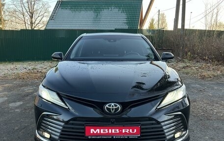 Toyota Camry, 2021 год, 4 400 000 рублей, 1 фотография