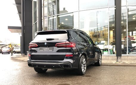 BMW X5, 2019 год, 6 640 000 рублей, 2 фотография