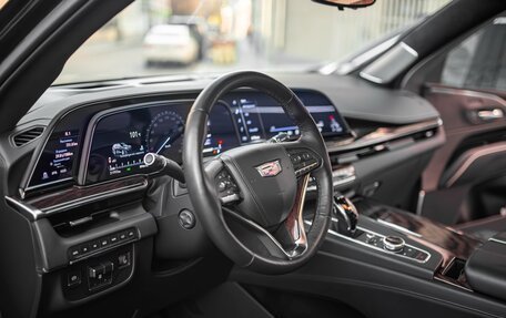 Cadillac Escalade V, 2022 год, 15 500 000 рублей, 20 фотография