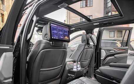 Cadillac Escalade V, 2022 год, 15 500 000 рублей, 19 фотография