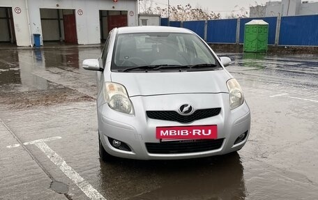 Toyota Vitz, 2010 год, 620 000 рублей, 6 фотография