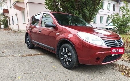 Renault Sandero I, 2012 год, 830 000 рублей, 7 фотография