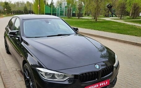 BMW 3 серия, 2018 год, 1 фотография