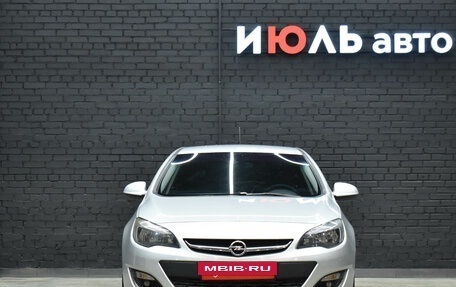 Opel Astra J, 2013 год, 1 050 000 рублей, 2 фотография