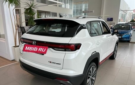 Changan CS35PLUS, 2023 год, 2 399 900 рублей, 3 фотография