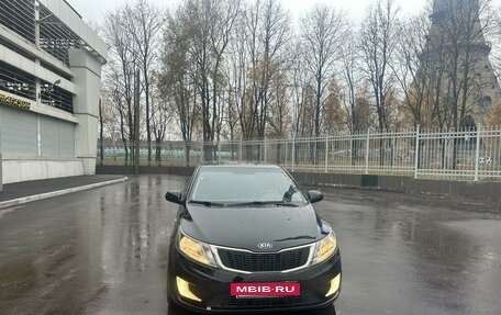 KIA Rio III рестайлинг, 2013 год, 1 040 000 рублей, 2 фотография