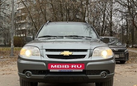 Chevrolet Niva I рестайлинг, 2010 год, 610 000 рублей, 6 фотография