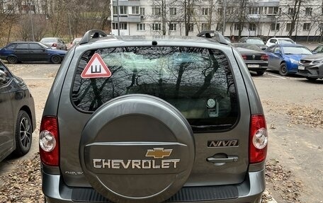 Chevrolet Niva I рестайлинг, 2010 год, 610 000 рублей, 9 фотография