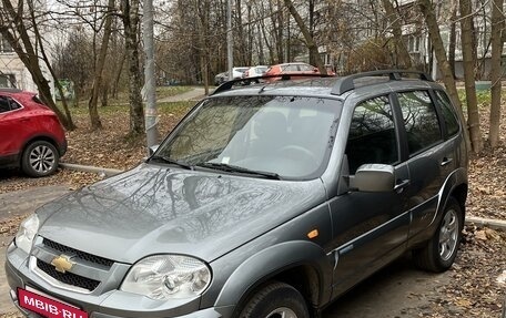 Chevrolet Niva I рестайлинг, 2010 год, 610 000 рублей, 7 фотография