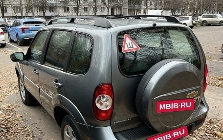 Chevrolet Niva I рестайлинг, 2010 год, 610 000 рублей, 8 фотография