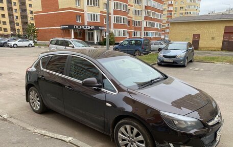 Opel Astra J, 2014 год, 950 000 рублей, 17 фотография