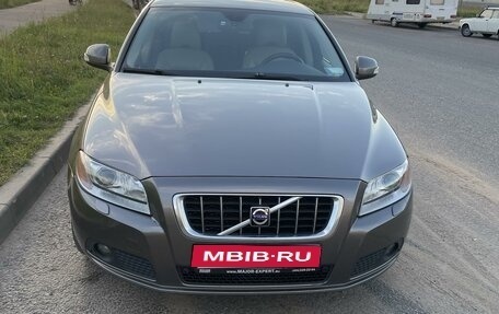 Volvo V70 III рестайлинг, 2007 год, 1 200 000 рублей, 1 фотография