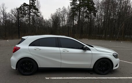 Mercedes-Benz A-Класс, 2015 год, 1 450 000 рублей, 5 фотография