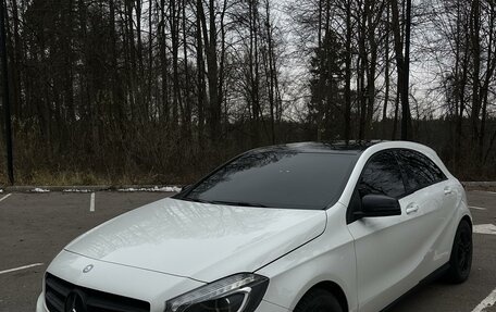 Mercedes-Benz A-Класс, 2015 год, 1 450 000 рублей, 3 фотография