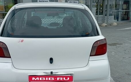 Toyota Vitz, 2001 год, 375 000 рублей, 5 фотография